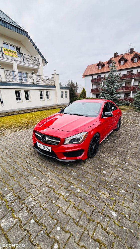 Mercedes-Benz CLA 250 4Matic 7G-DCT AMG Line - 2