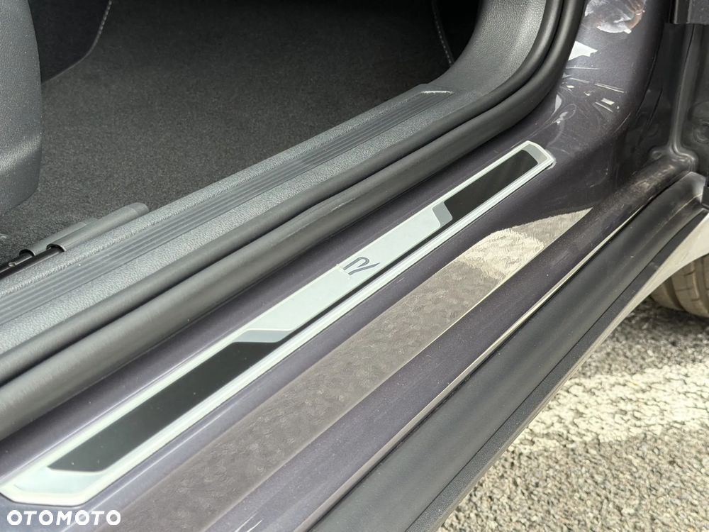 Volkswagen T-Cross 1.5 TSI ACT R-Line Plus DSG - 23