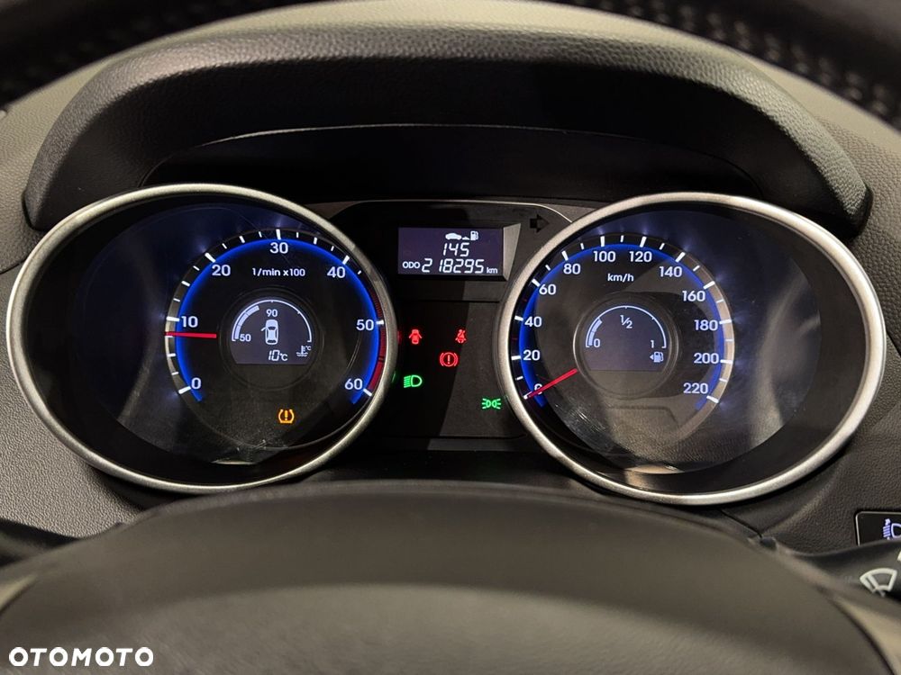 Hyundai ix35 - 22