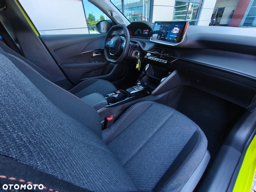 Peugeot 208 1.2 mHEV Business e-DCS6 - 18