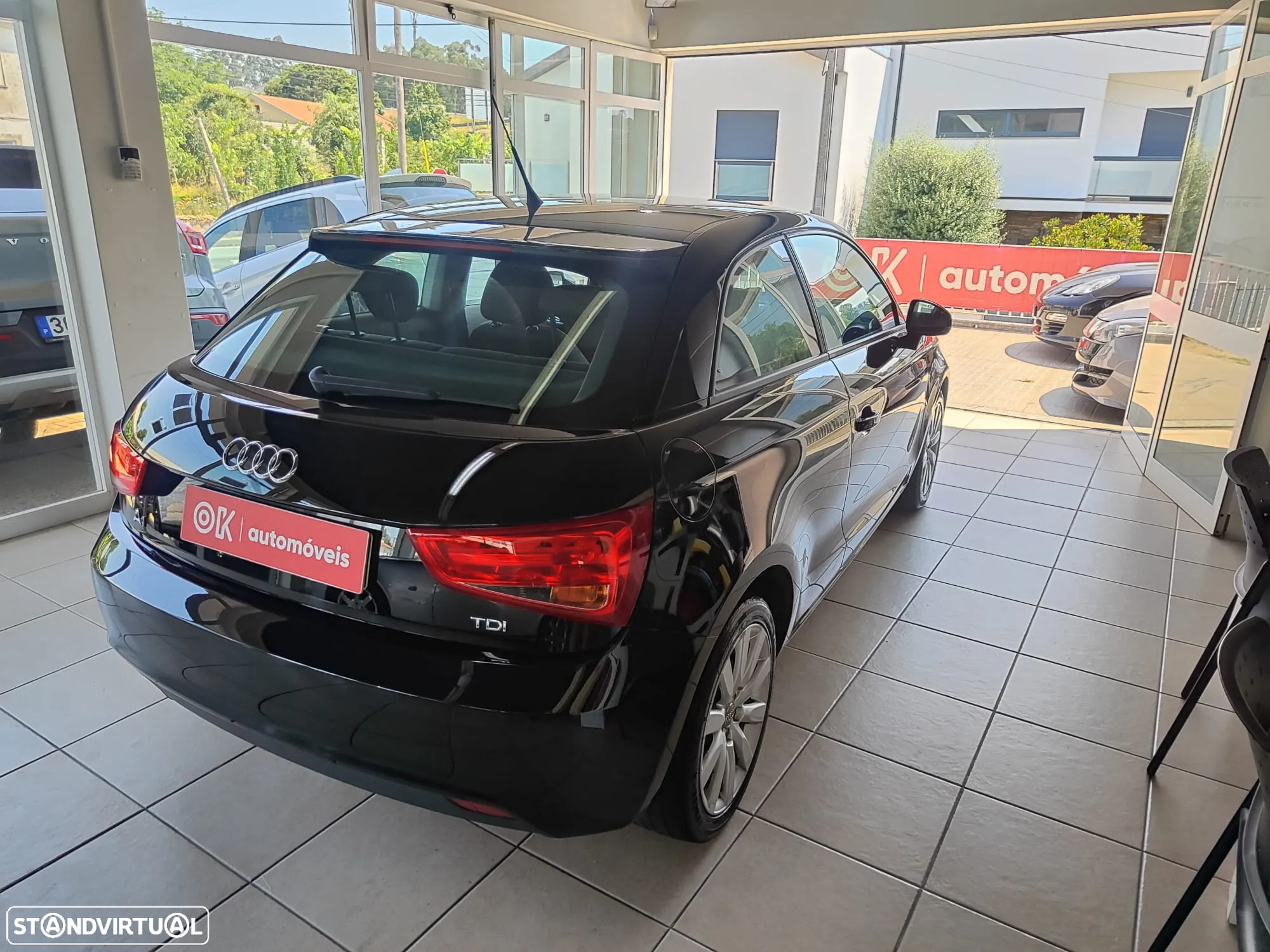 Audi A1 1.6 TDI Attraction - 10