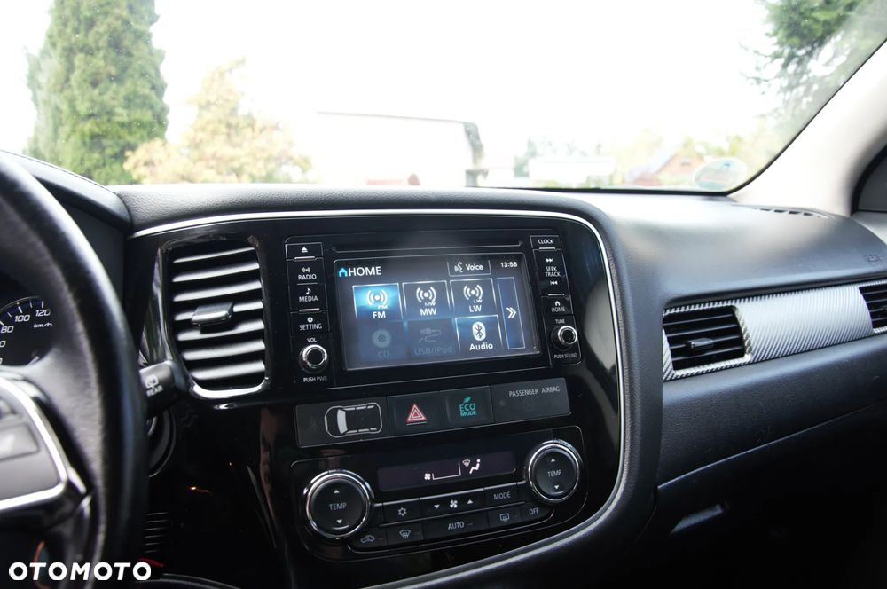 Mitsubishi Outlander 2.0 2WD Diamant - 33