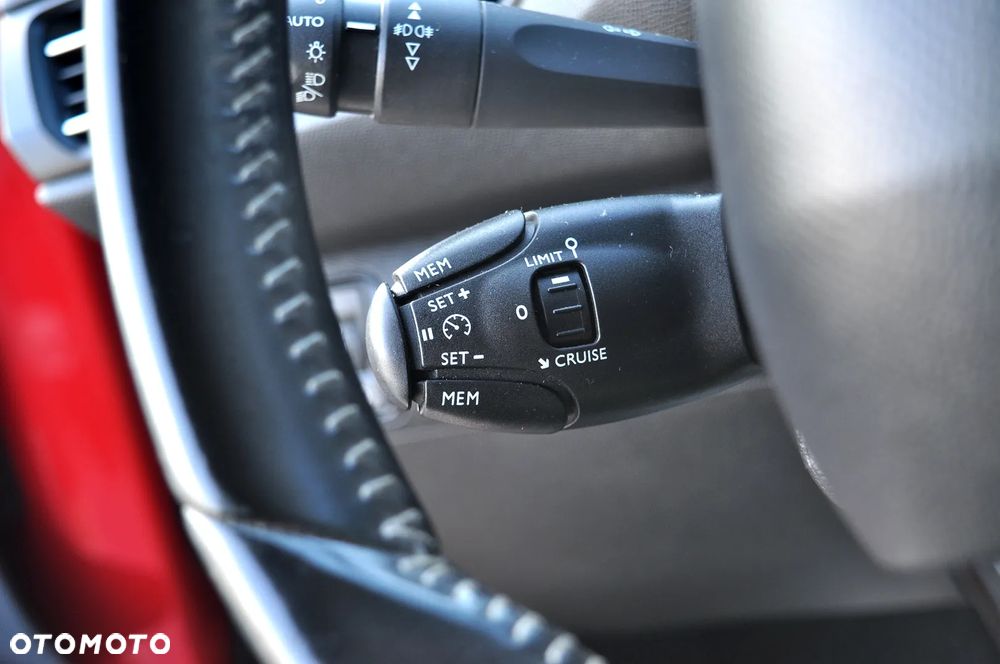 Peugeot 308 BlueHDi FAP 120 Stop & Start Allure - 27