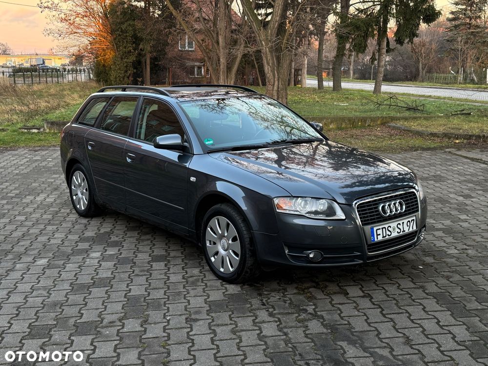 Audi A4 Avant - 4