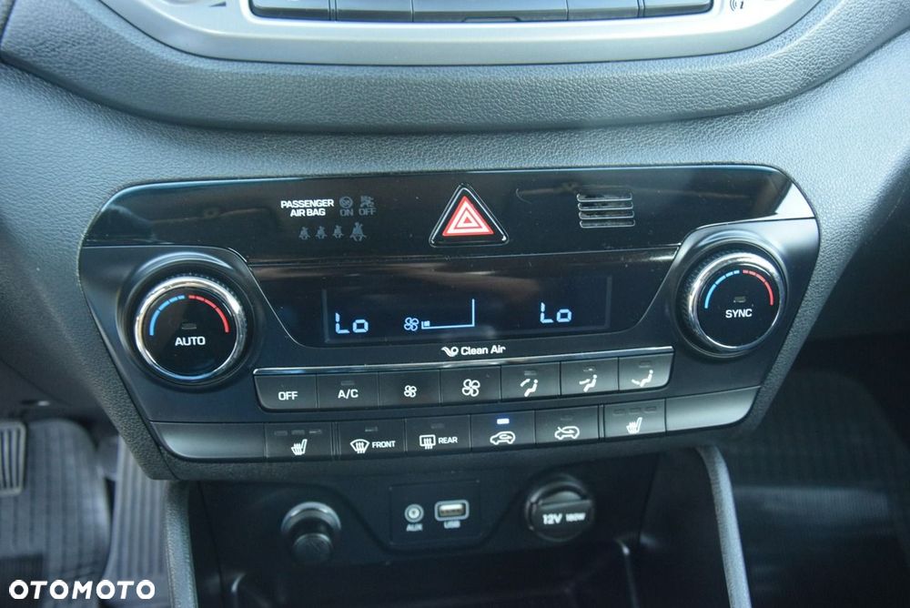 Hyundai Tucson 1.7 CRDI BlueDrive Style 2WD - 28