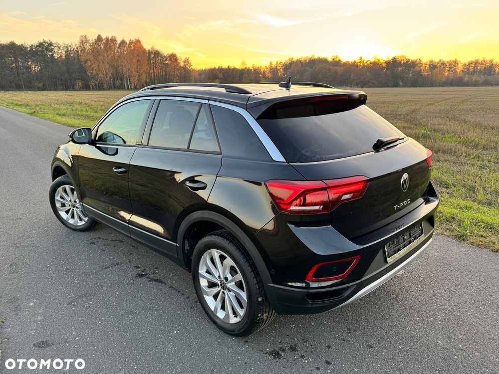 Volkswagen T-Roc - 8