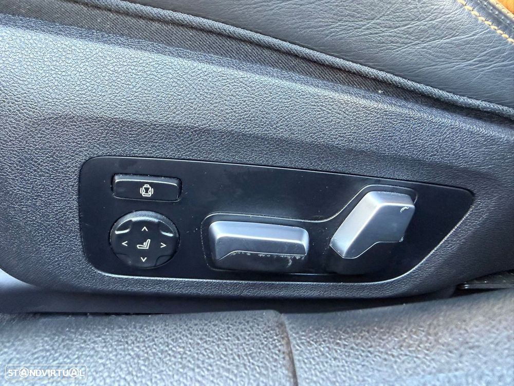 BMW M8 Competition - 28