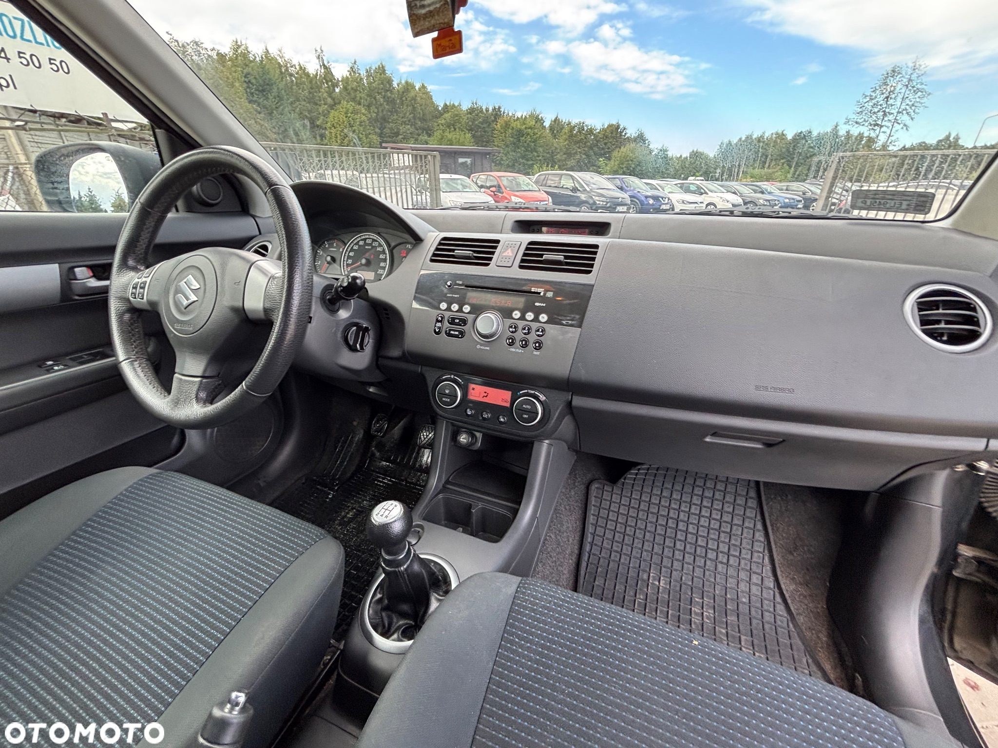 Suzuki Swift 1.3 DDiS 16v GLX DPF - 21