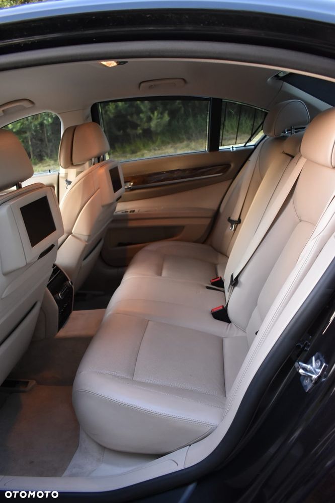 BMW Seria 7 - 6