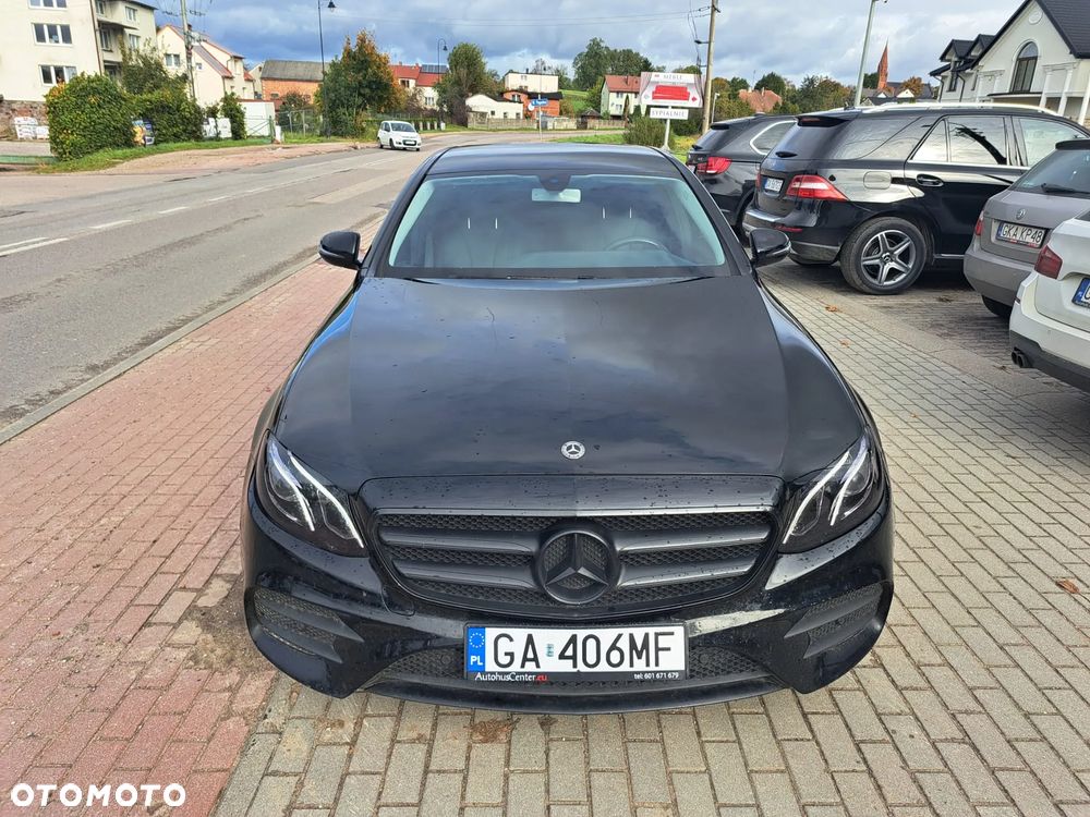 Mercedes-Benz Klasa E 220 d 9G-TRONIC - 1