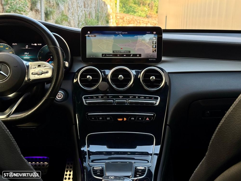 Mercedes-Benz GLC 300 de Coupe 4Matic 9G-TRONIC AMG Line Plus - 32
