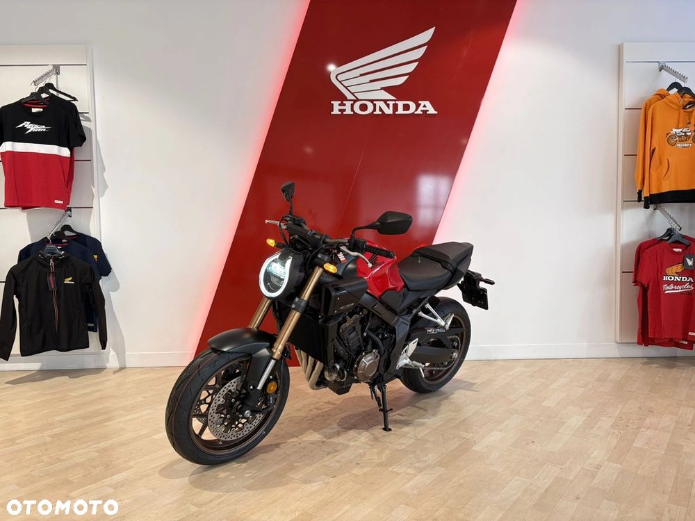 Honda CB - 3
