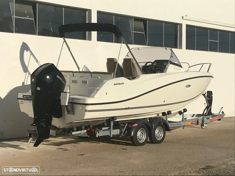 Quicksilver Activ 675 Sundeck - 5