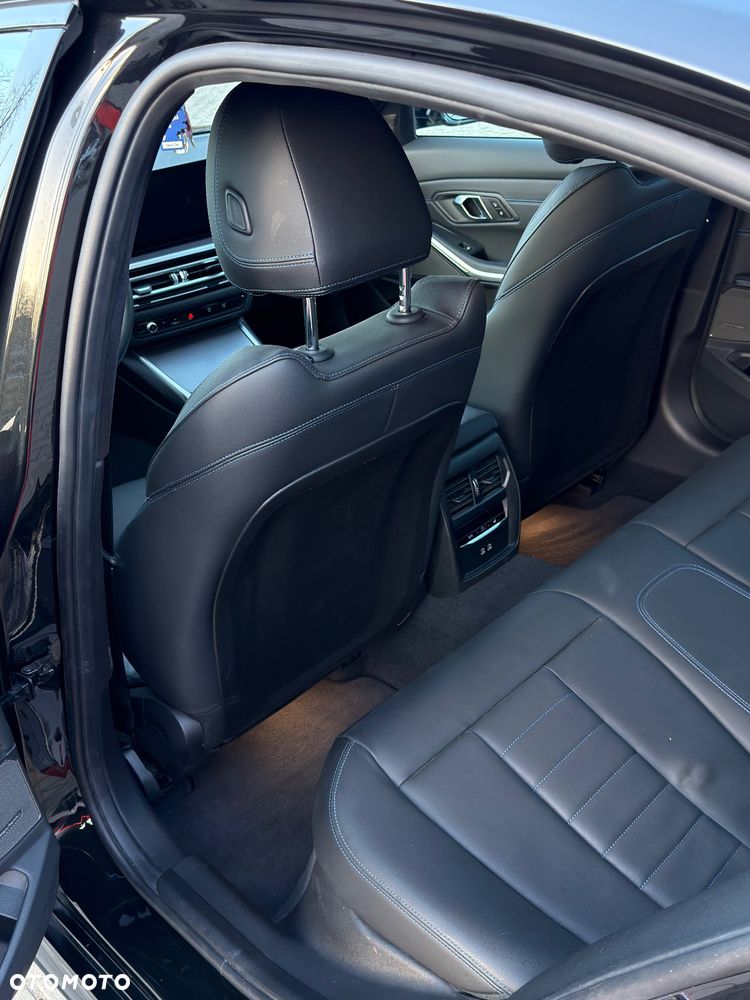 BMW Seria 3 M340i xDrive sport - 15