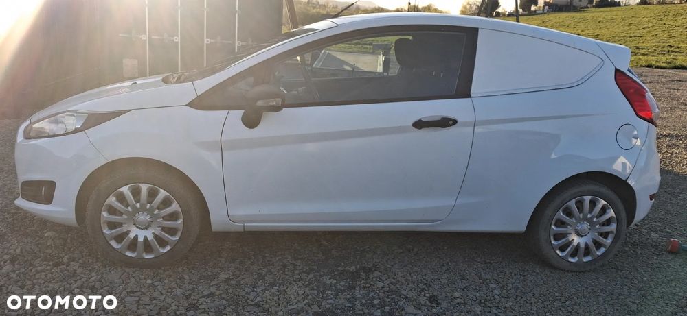 Ford Fiesta - 5
