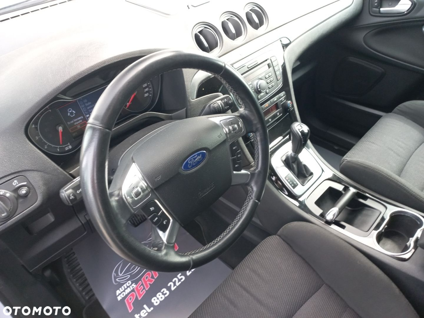 Ford S-Max - 10