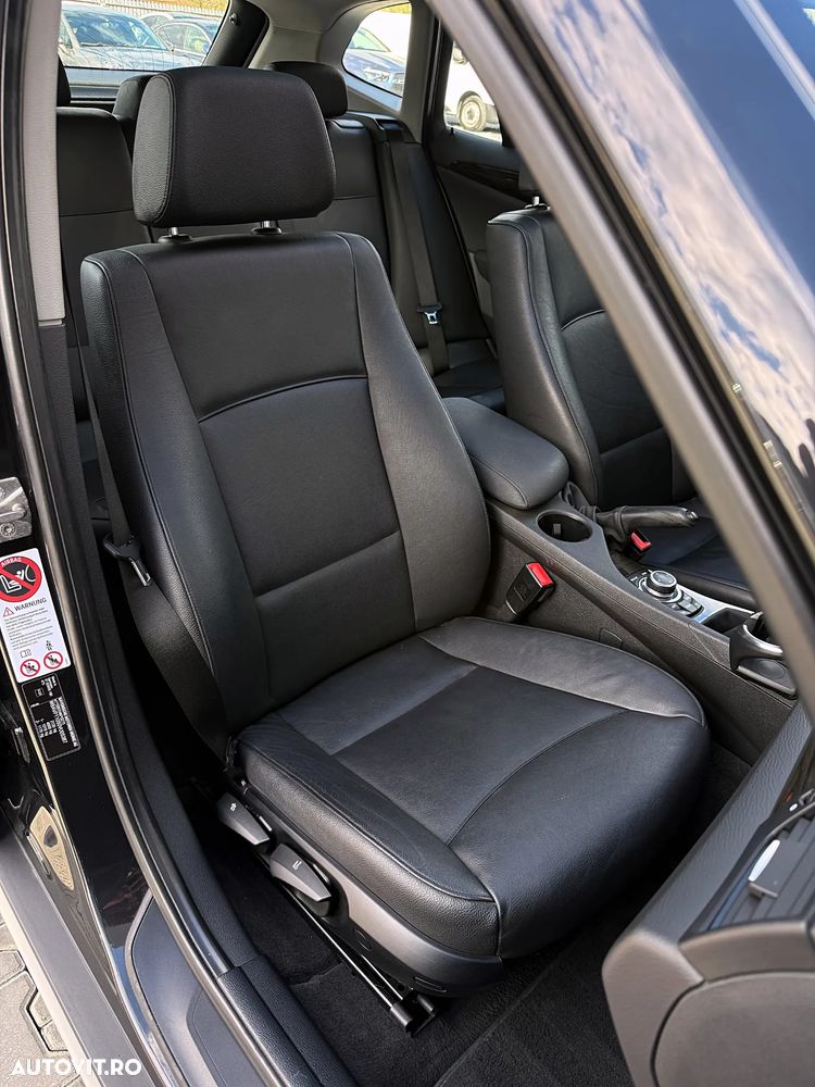 BMW X1 xDrive18d - 24