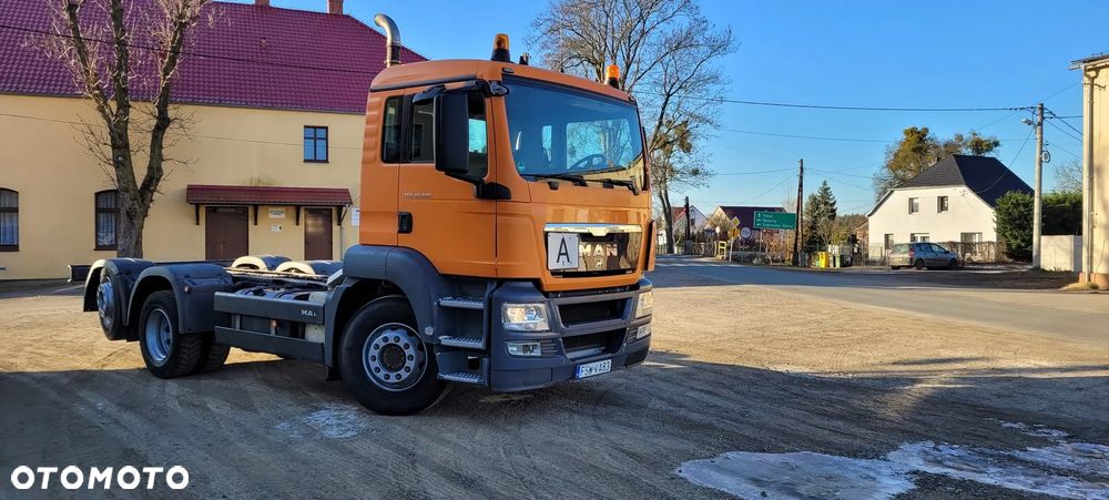 MAN TGS 2011r KRÓTKI ROZSTAW 390cm 3-y OSIOWY rama do zabudowy DMC 26t BECZKA ASENIZACJA - 5