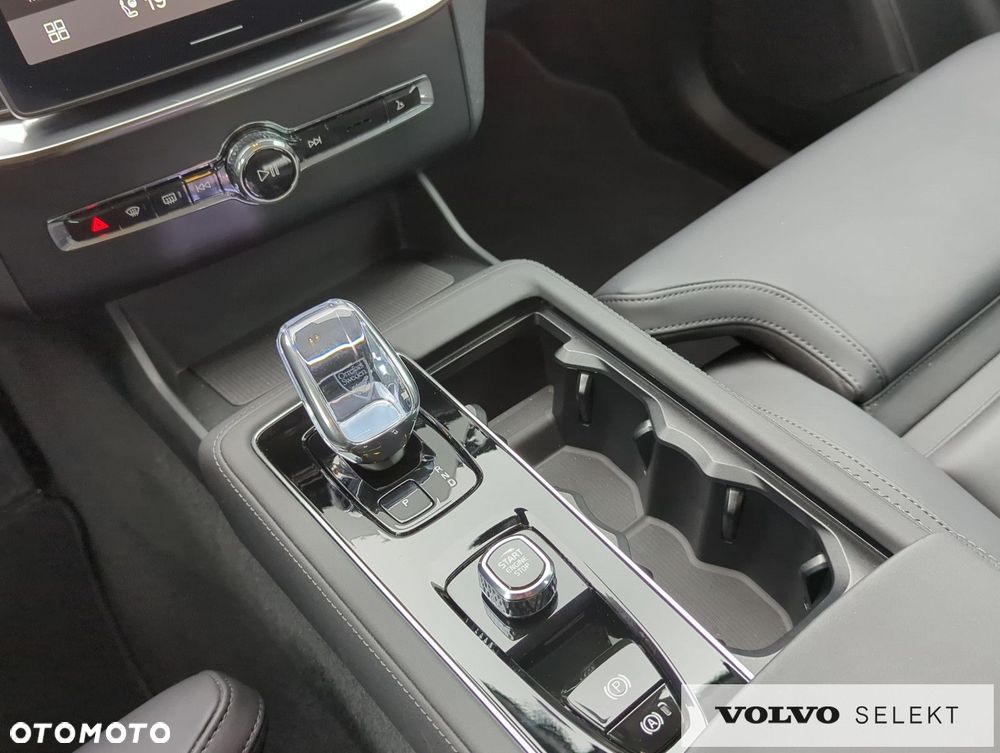 Volvo XC 90 - 17