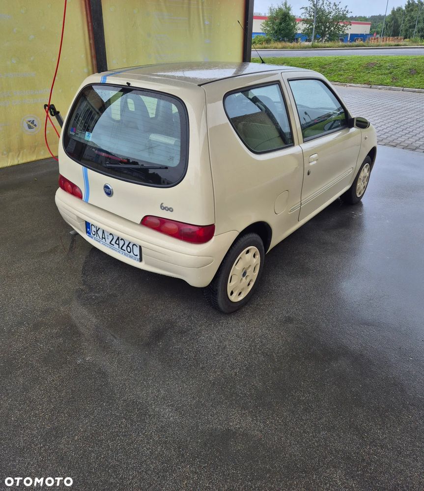 Fiat 600 50th - 5