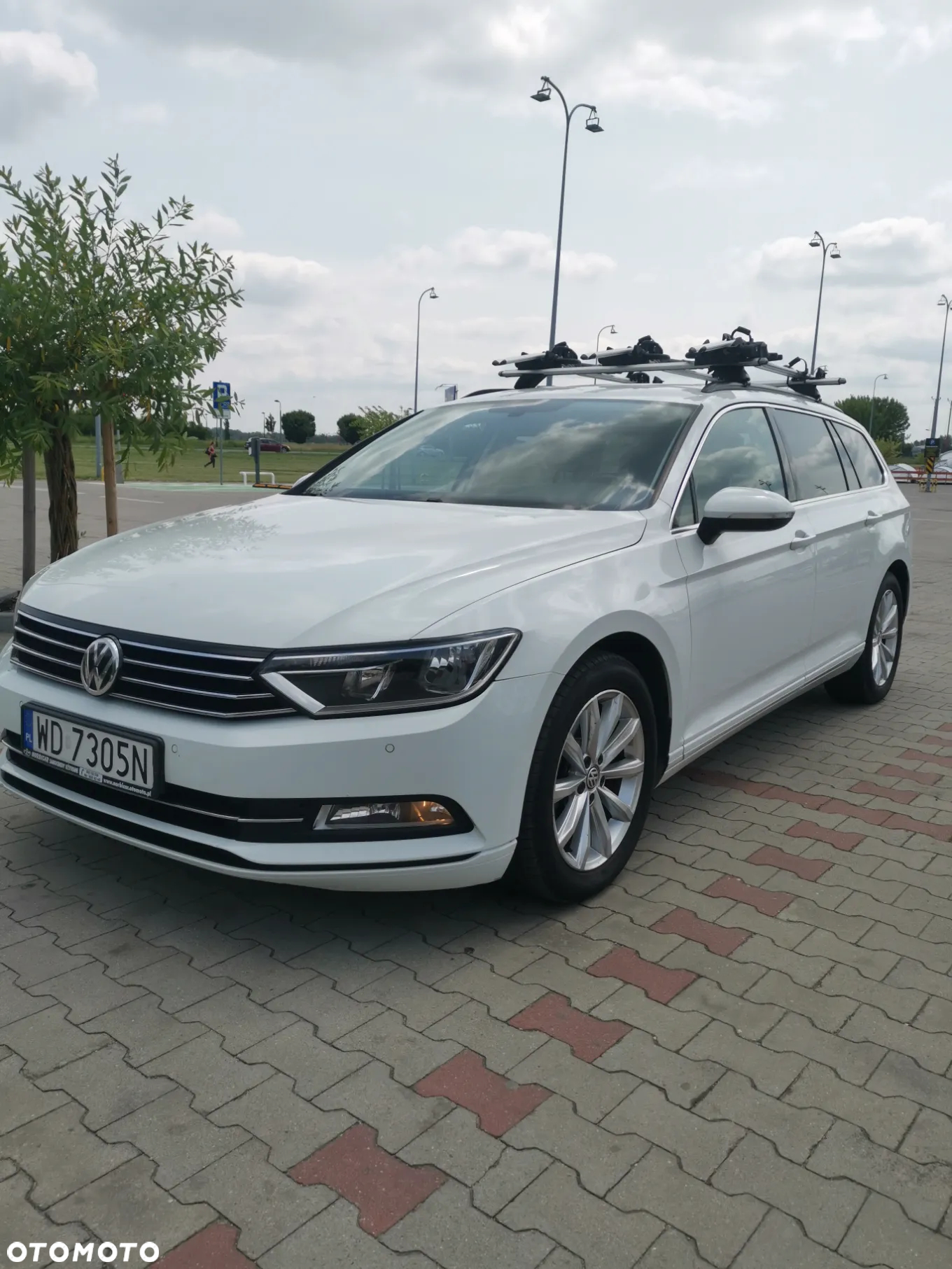 Volkswagen Passat 2.0 TDI BMT Comfortline DSG - 2