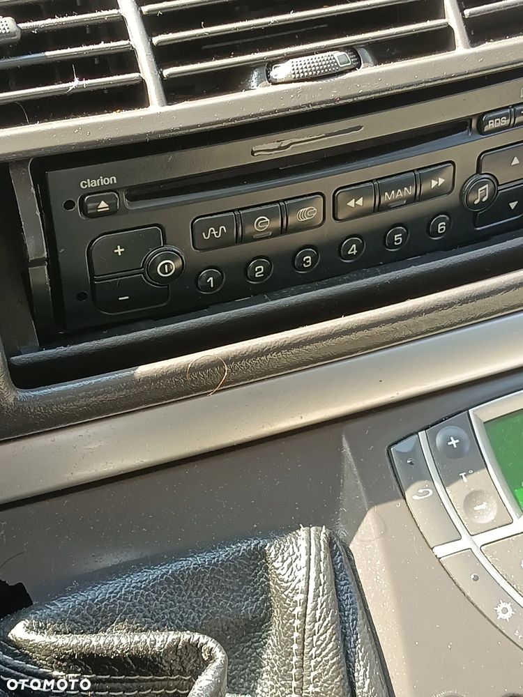 Peugeot 807 - 9