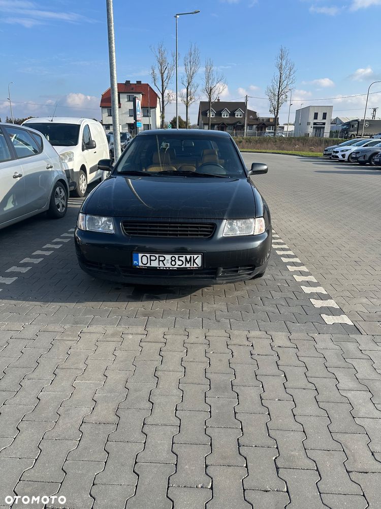 Audi A3 3-drzwiowe 1.9 TDI Attraction - 2