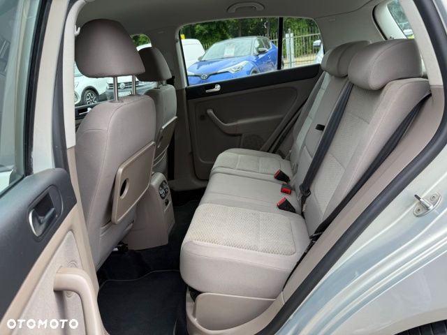Volkswagen Golf Plus - 21