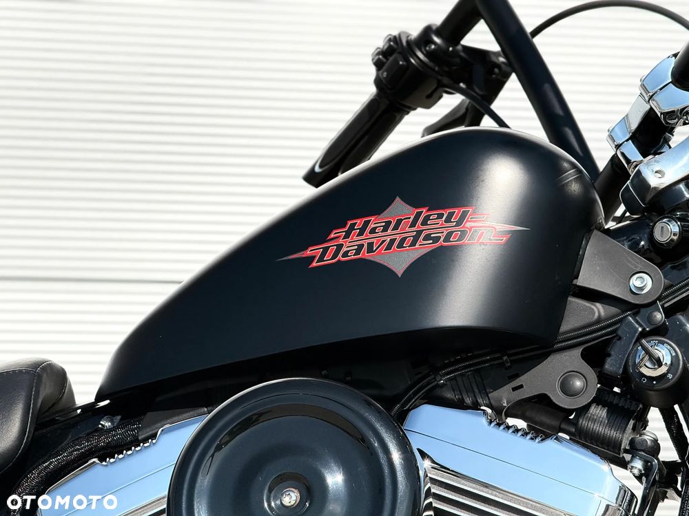 Harley-Davidson Sportster Seventy-Two - 11