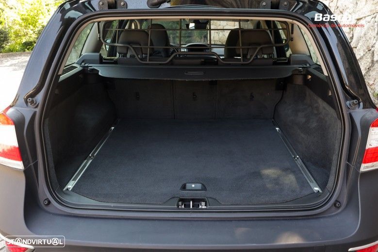 Volvo XC 70 D4 Geartronic Black Line - 13