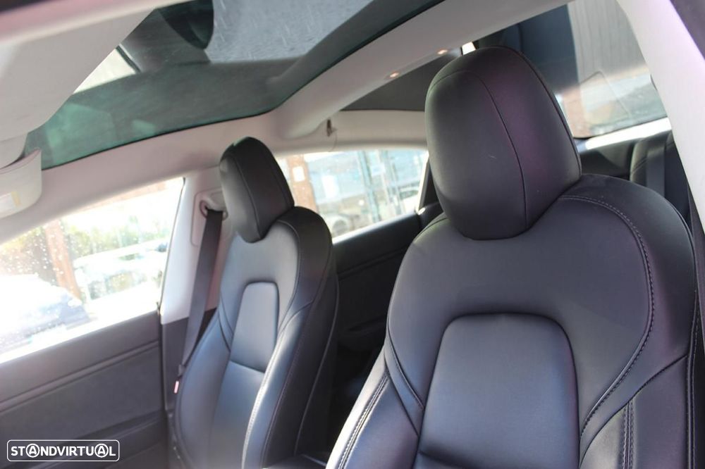 Tesla Model 3 Long-Range Dual Motor AWD - 15