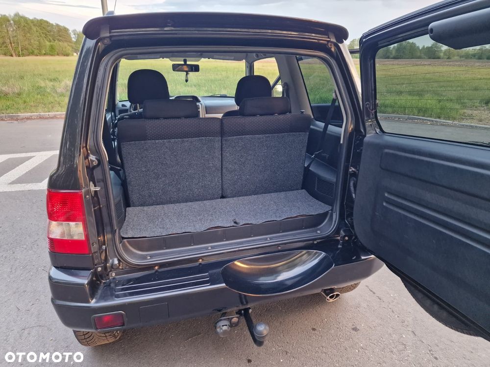 Mitsubishi Pajero Pinin 1.8 - 4