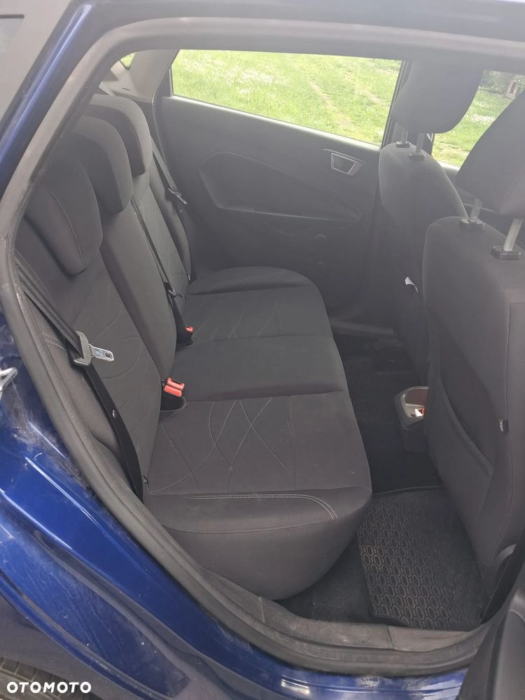 Ford Fiesta - 7