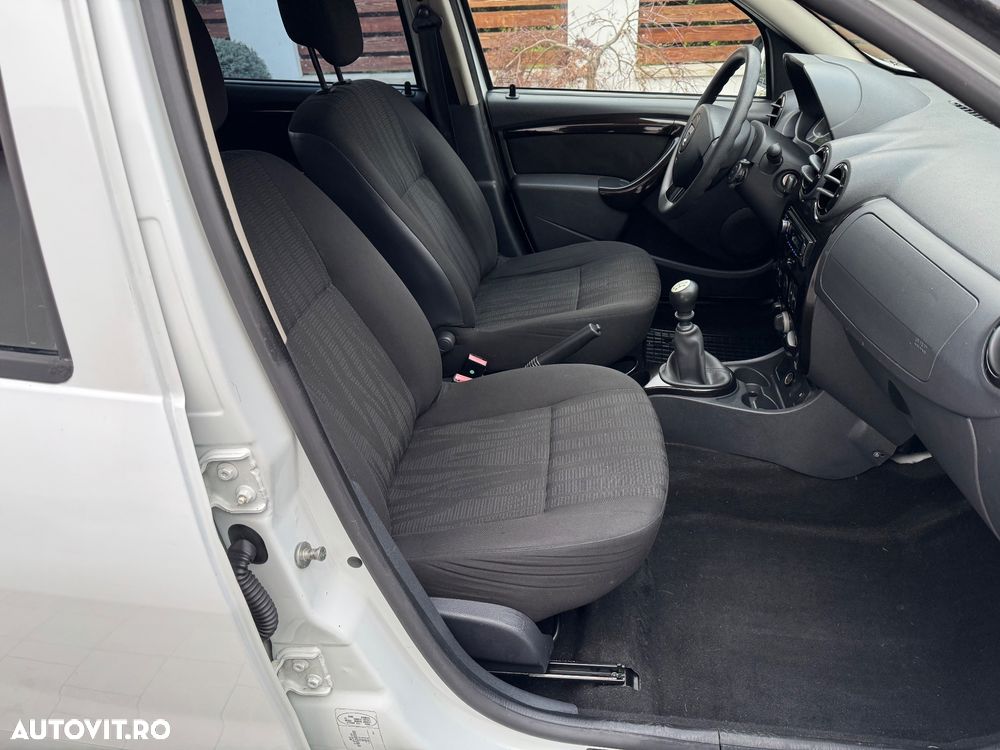 Dacia Duster dCi 110 FAP 4x2 Laureate - 10