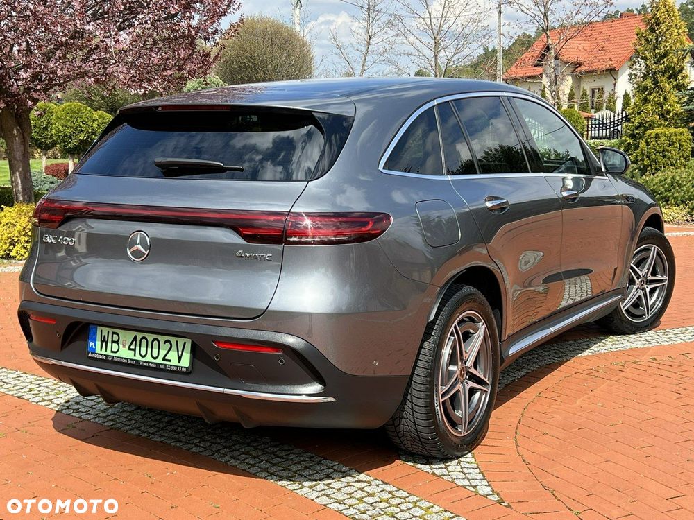 Mercedes-Benz EQC - 13