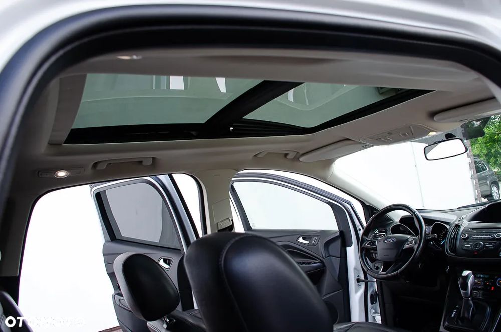 Ford Kuga 1.5 EcoBoost 4x4 Titanium - 26
