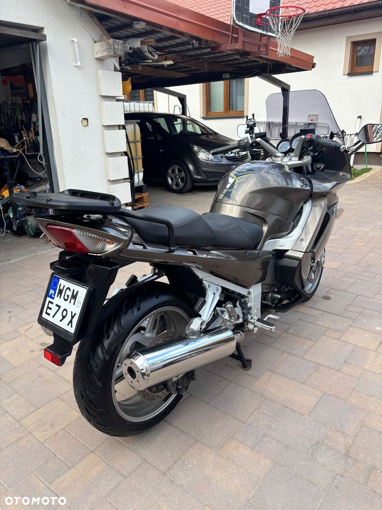Yamaha FJR - 18