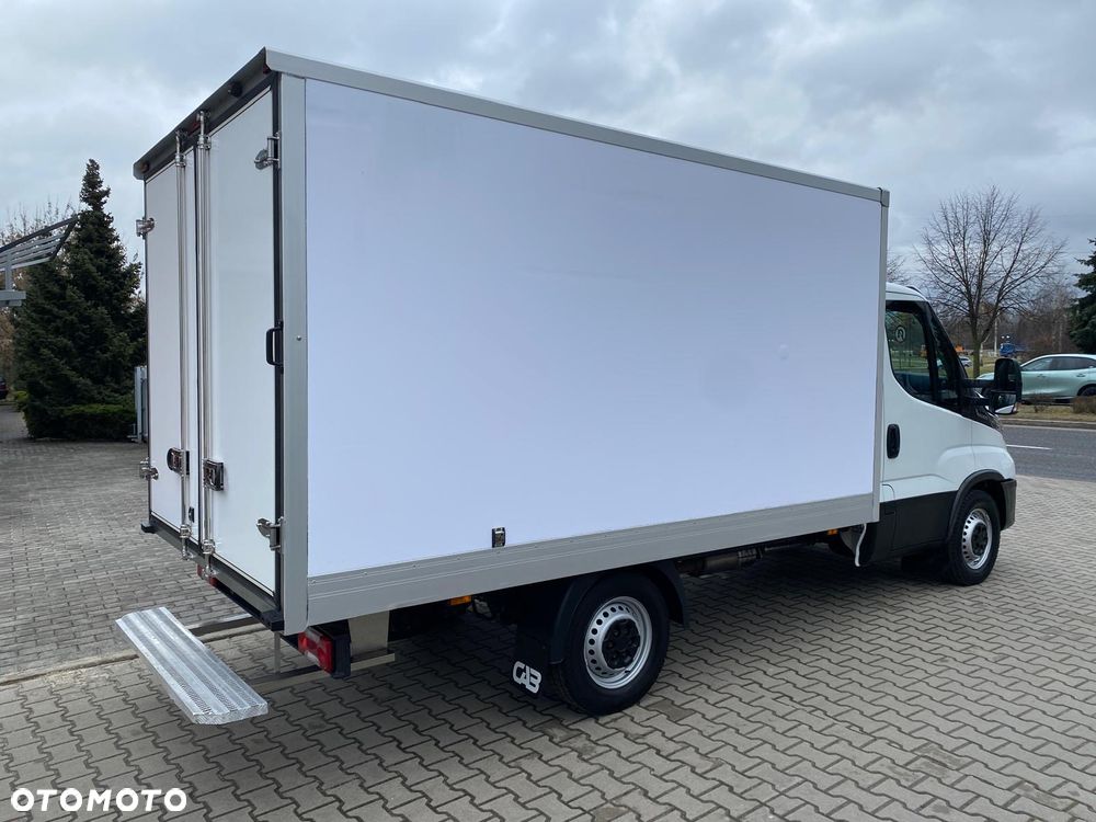 Iveco DAILY 35-140 HI-MATIC KONTENER CHŁODNIA MROŹNIA NISKI PRZEBIEG - 14