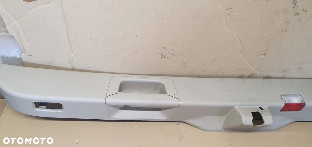 Tapicerka osłona klapy bagażnika Mercedes GL X166 W166 A1667400272 - 3