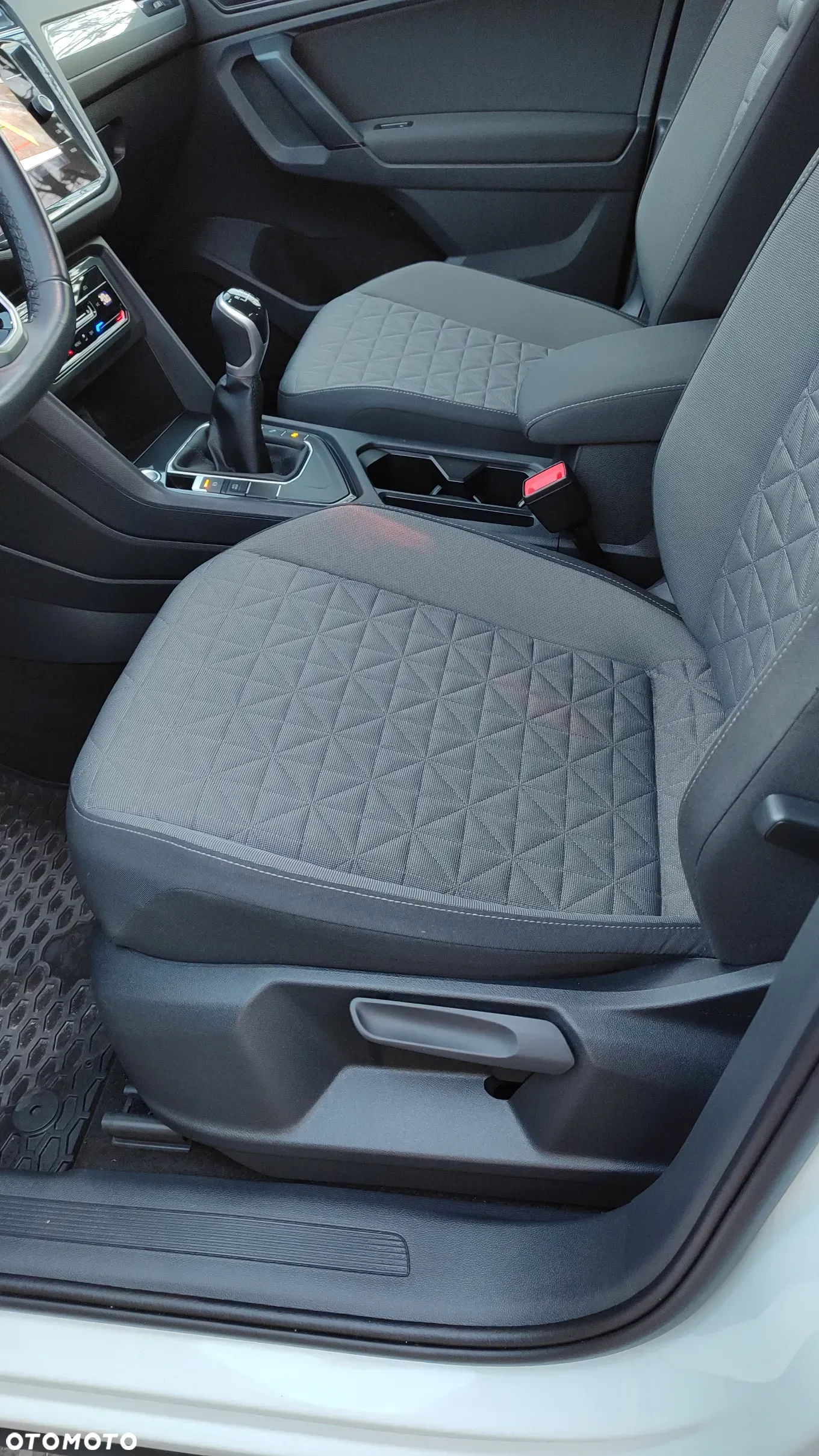 Volkswagen Tiguan 1.5 TSI EVO Life - 23