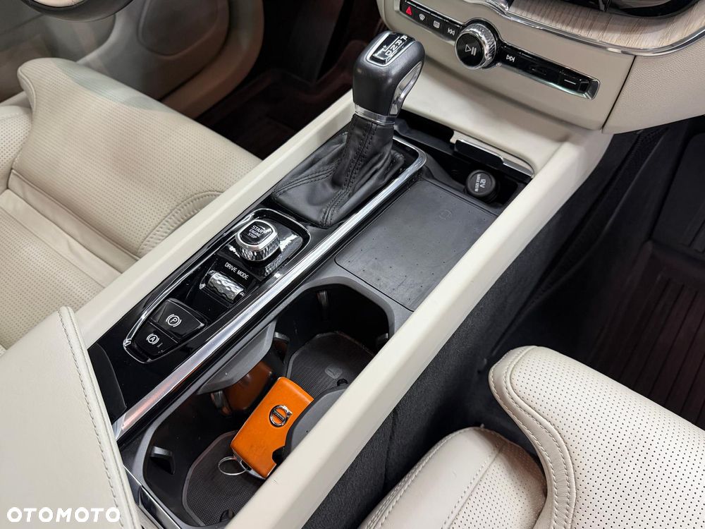 Volvo XC 60 T5 Inscription - 14