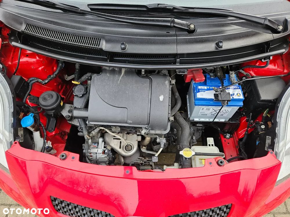 Toyota Yaris 1.0 Terra - 35
