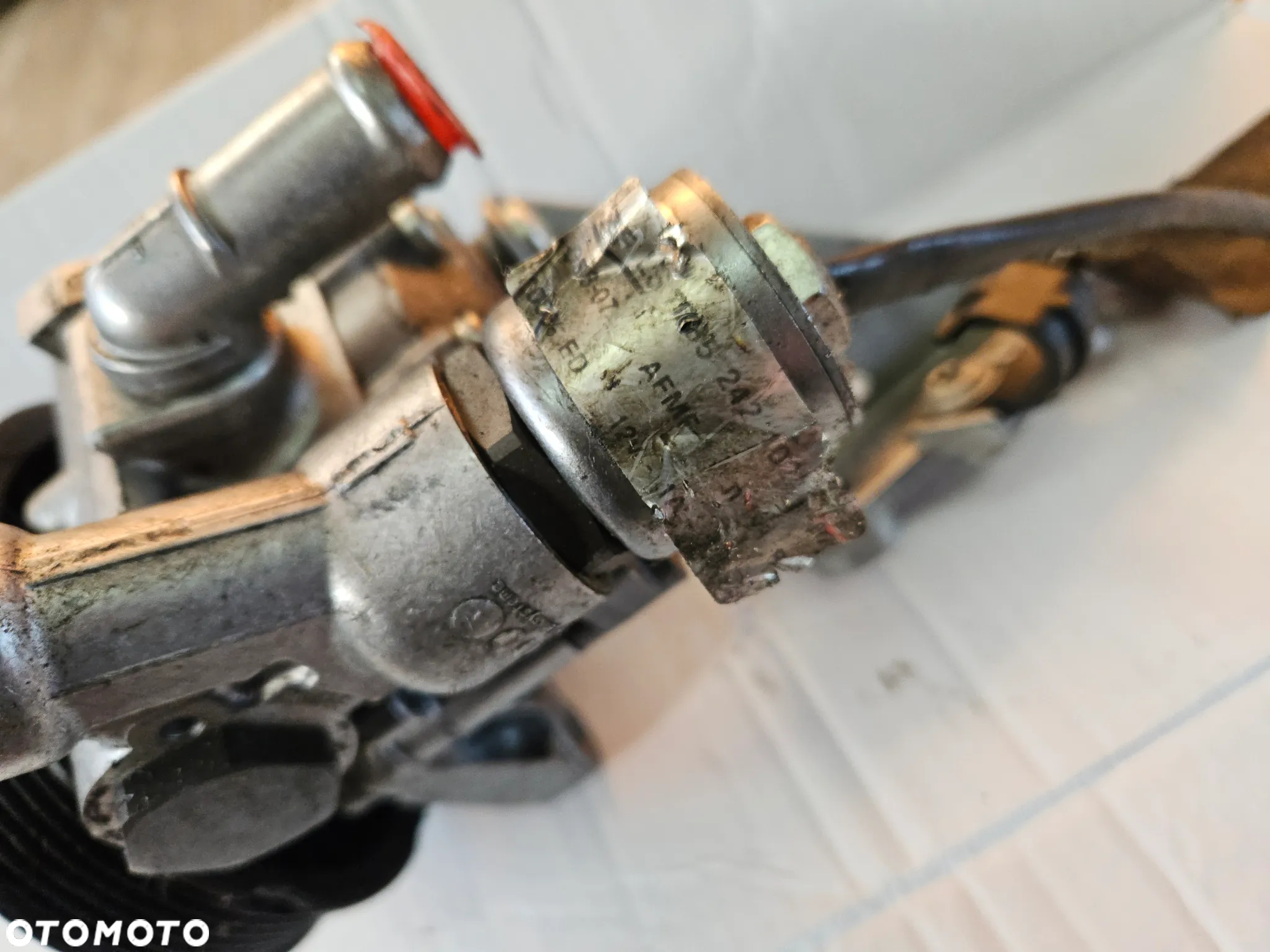 Pompa wspomagania BMW E81 E90 E91 E92 2,5i 3,0i 6769960 676996005 - 5