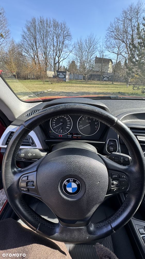 BMW Seria 1 116i - 4