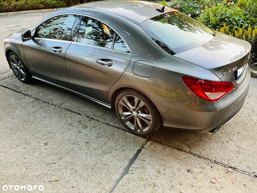 Mercedes-Benz CLA 180 - 5
