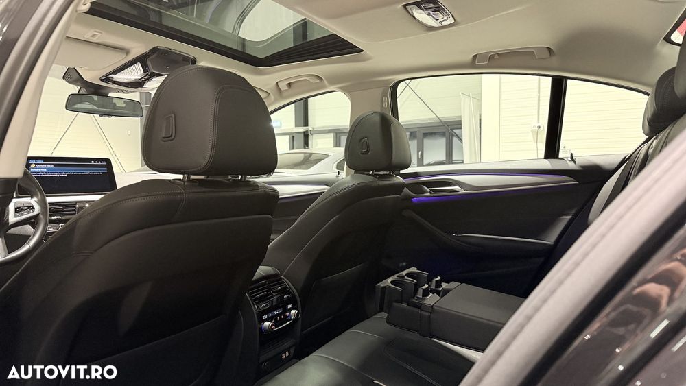 BMW Seria 5 545e xDrive Aut. - 28