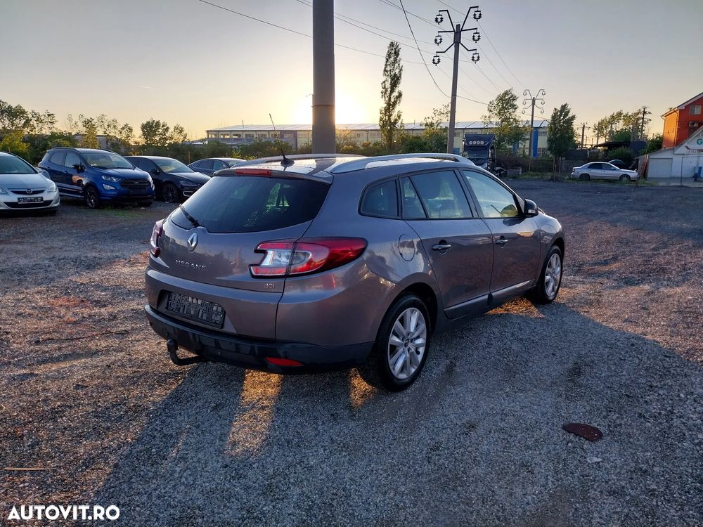 Renault Megane ENERGY dCi 130 Start & Stop Bose Edition - 6