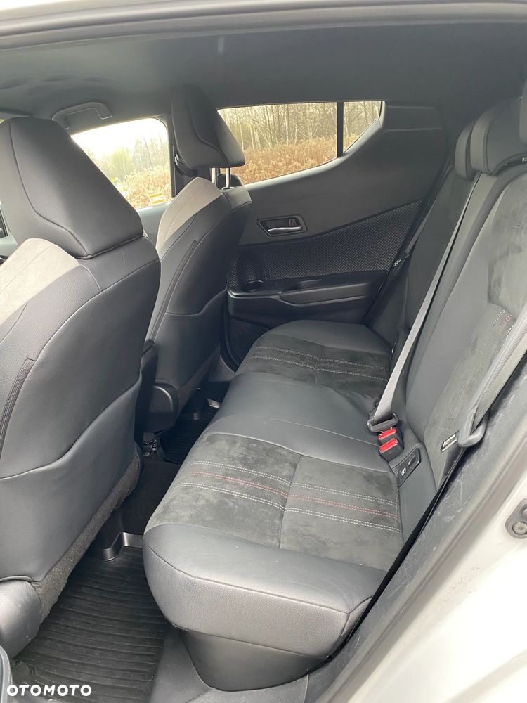 Toyota C-HR 2.0 Hybrid GR Sport - 12