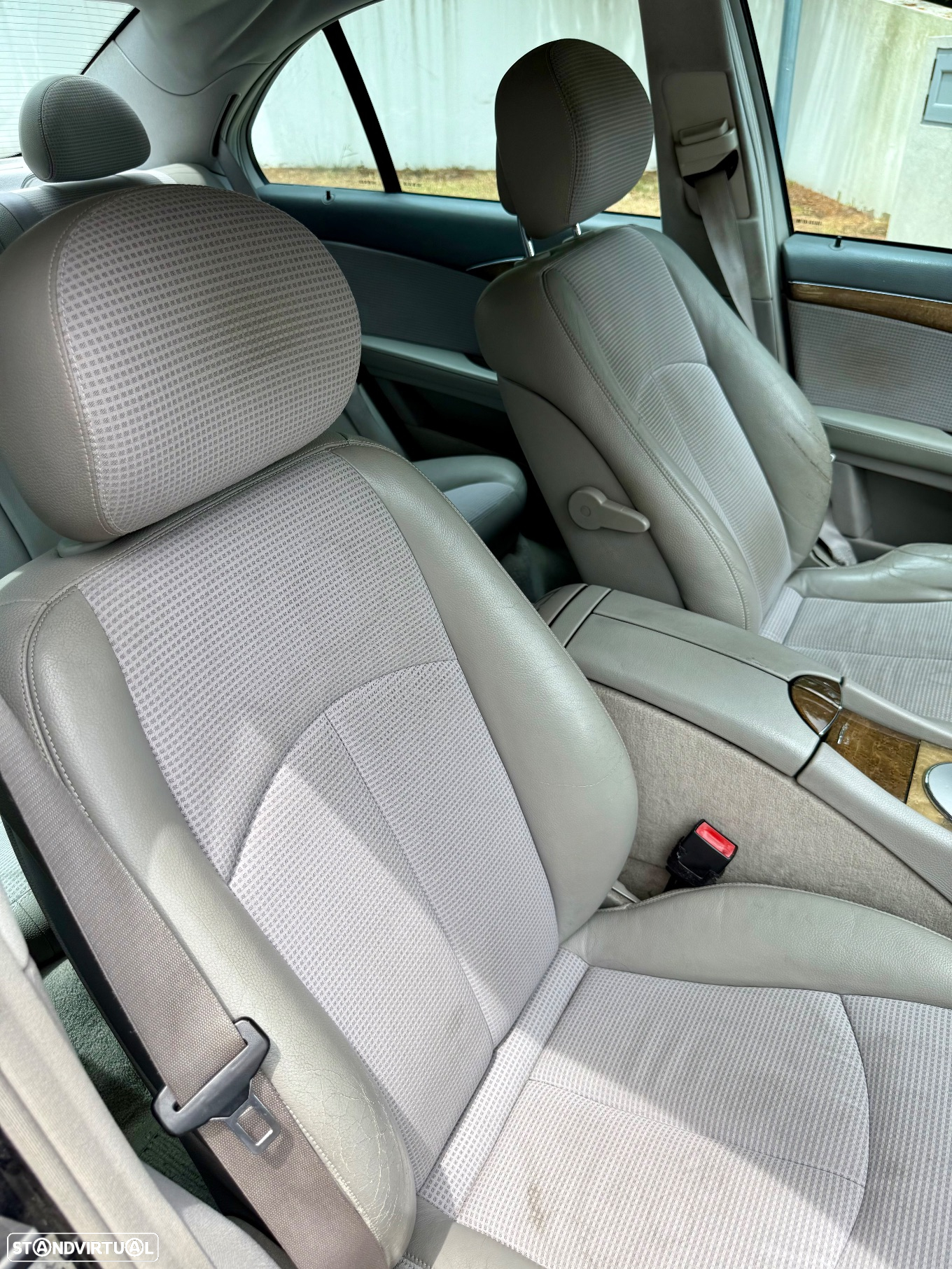 Mercedes-Benz E 220 CDi Avantgarde - 10