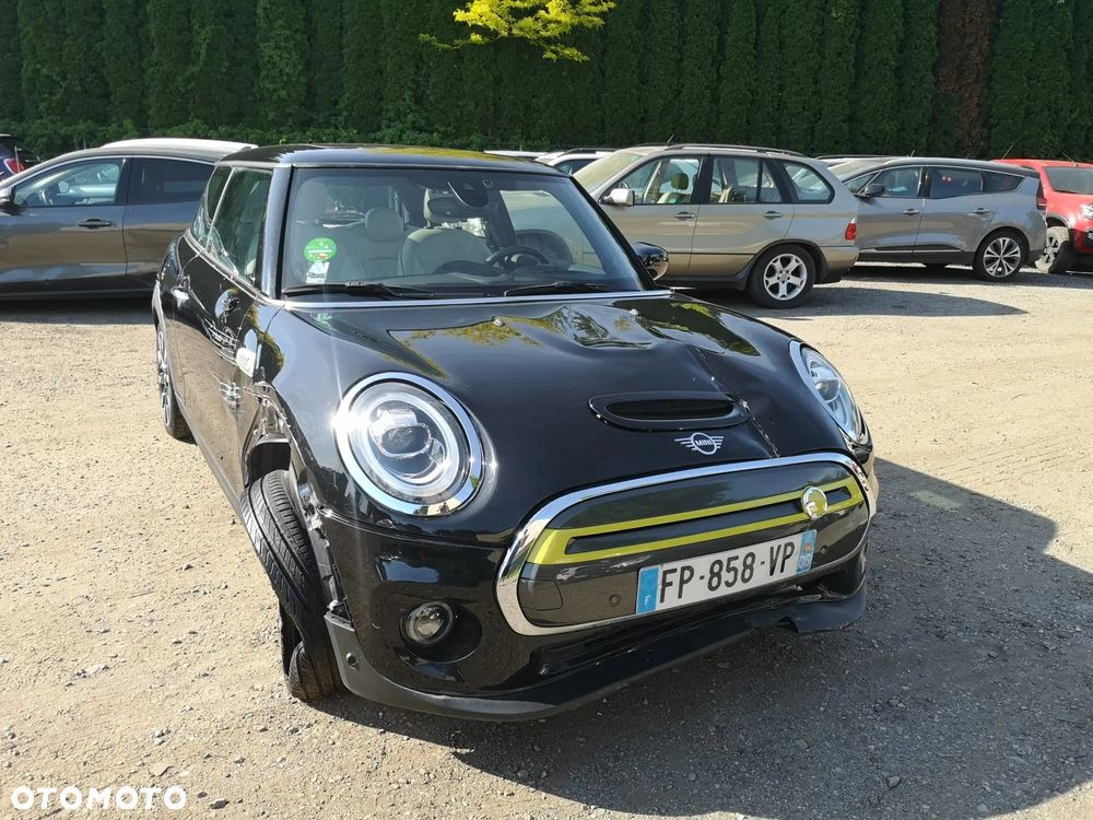 MINI Cooper SE - 17